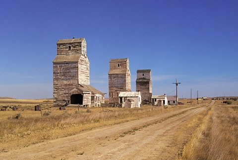 Wooden grain elevators at Verlo, Saskatchewan