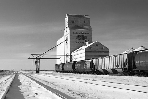 Photograph of wooden grain elevator at Harris, Saskatchewan