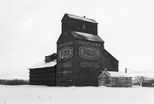 Image of wooden grain elevator at Lemberg, Saskatchewan